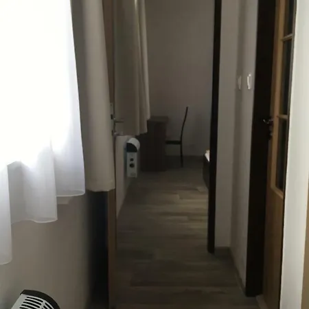 Palla - Self Check-in Penzion Svojanov (Pardubice)